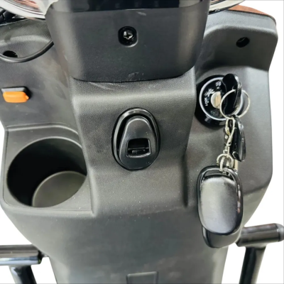 Электроскутер Ikingi ХС2  от магазина Zakaz43